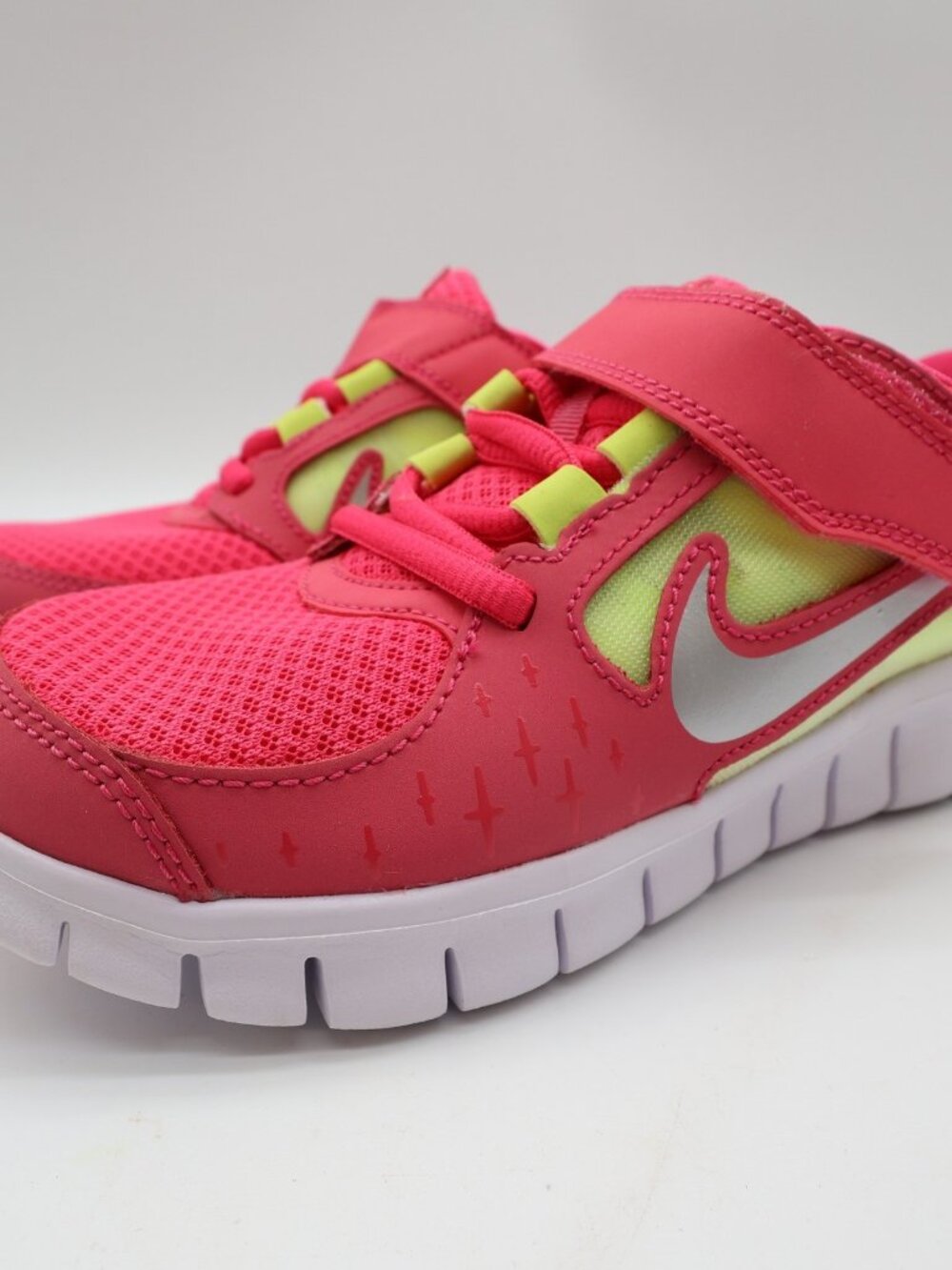 Nike Free Run 3 PSV Girls 2Y Pink Volt Athletic Running Shoes 512100-600 - Picture 3 of 14